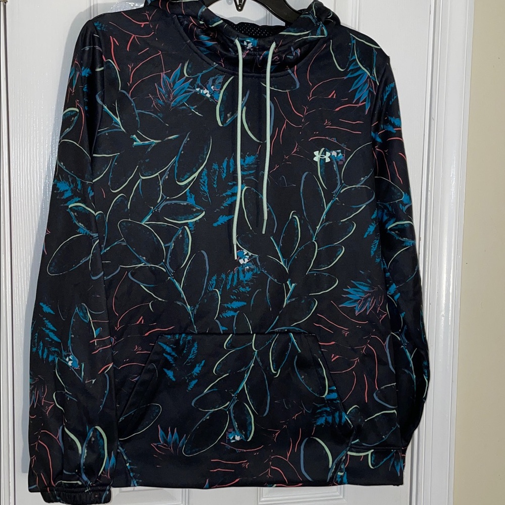 Under Armour Black Leaf Silky Fleece Hoodie M